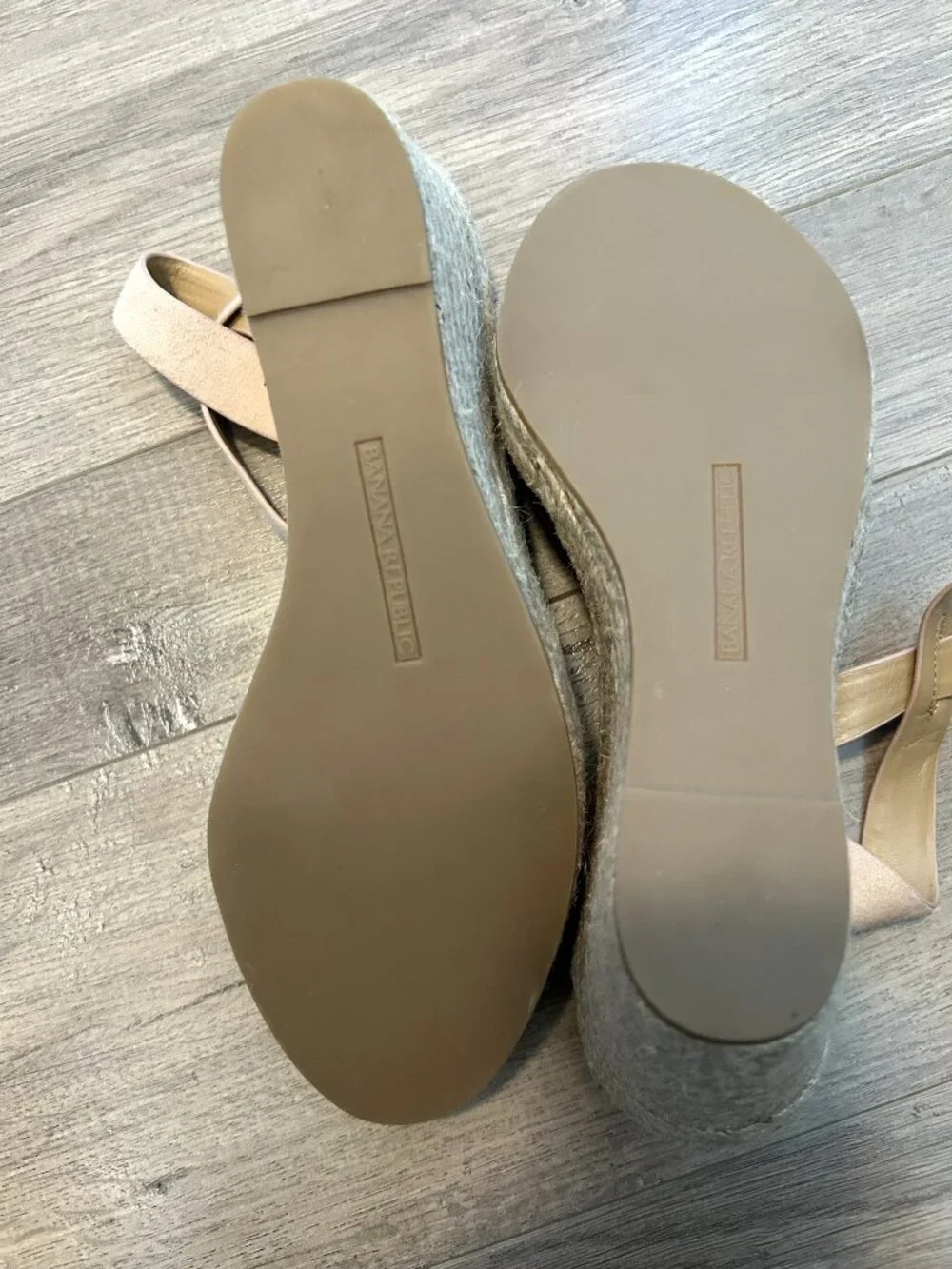 NWOT Banana Republic Espadrille wedge sandals, size 10